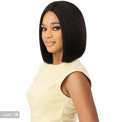 Style And Dash The Daily WIg By Outre 3" Deep Lace Part Wig - DAILY 14 Style And Dash The Daily WIg By Outre 3" Deep Lace Part Wig - DAILY 14