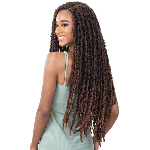 Freetress Pre-Looped Crochet Braids - BUTTERFLY LOC 24" Freetress Pre-Looped Crochet Braids - BUTTERFLY LOC 24"