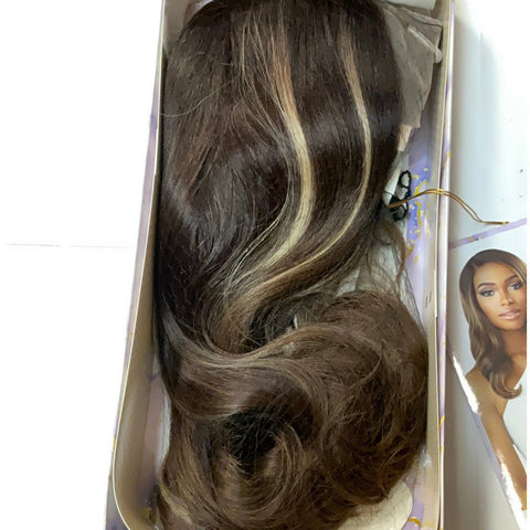 Sensationnel Butta Lace HD Synthetic Lace Front Wig - Body Wave 20"